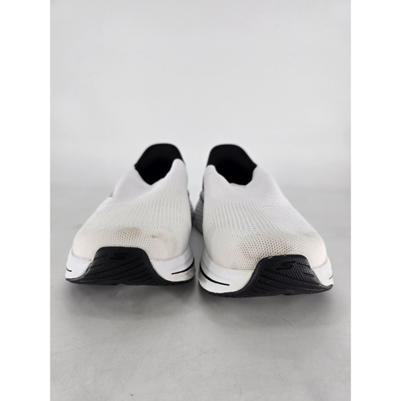 Skechers Max Cushioning Elite 2.0 White Black Womens Athletic Sneaker‎ Sz 9.5